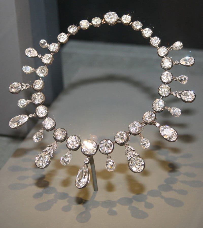 Napoleon diamond necklace