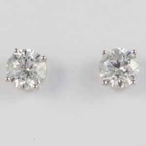 classic 2 carat diamond stud earrings