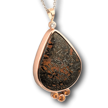 fine necklace in rose gold